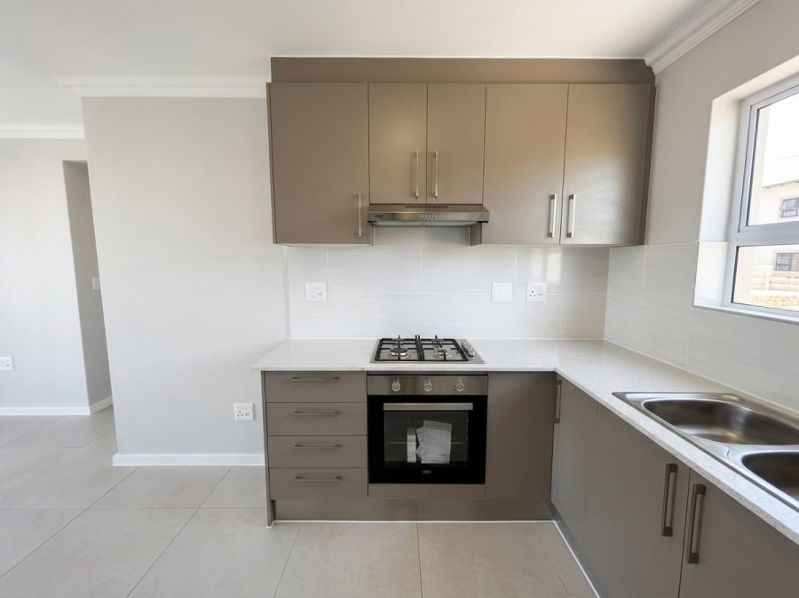 To Let 3 Bedroom Property for Rent in Sunningdale Western Cape